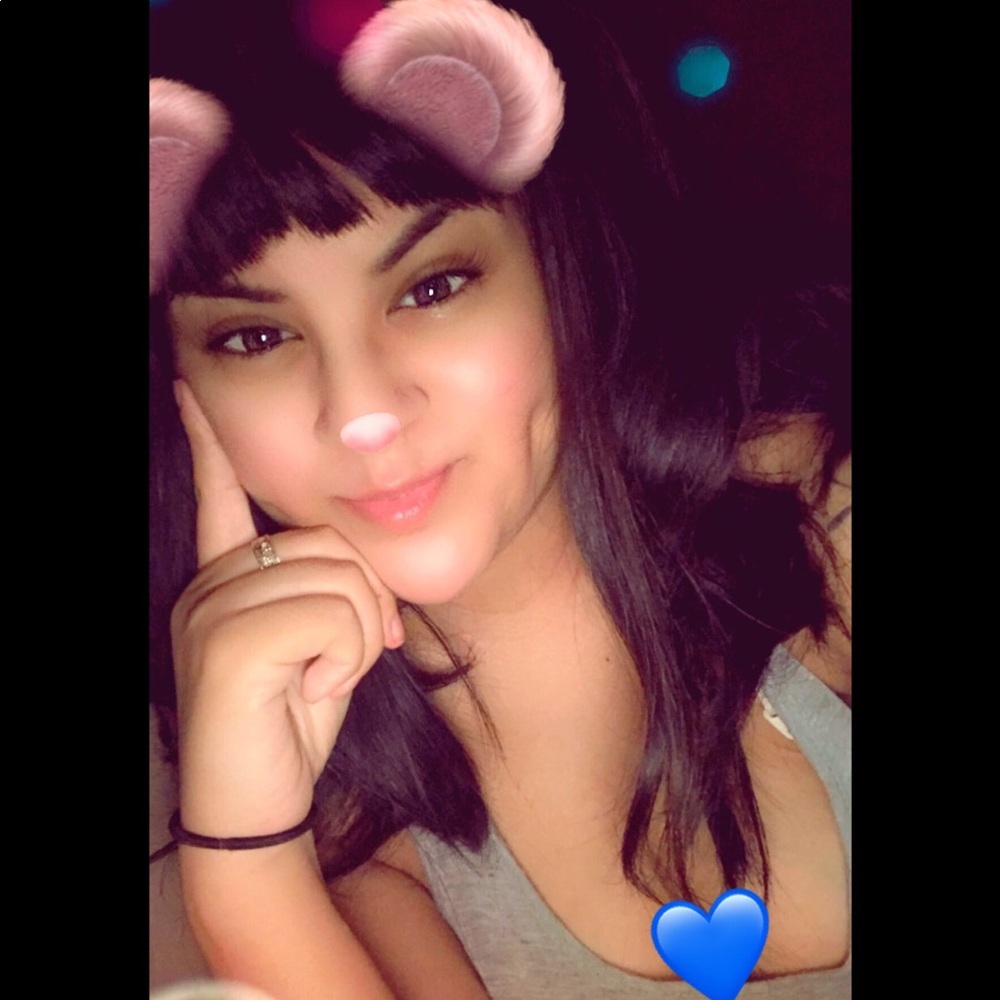 Meet your Posher, Melissa